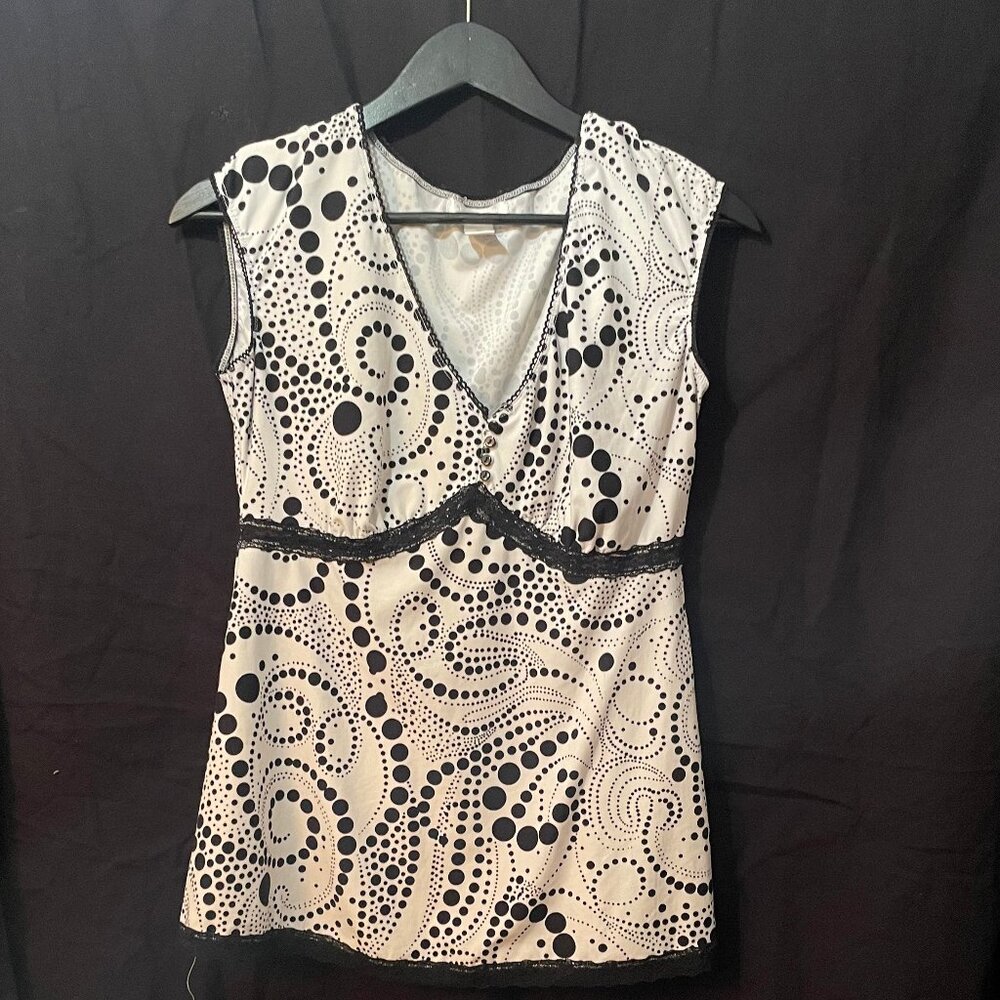 Sleeveless Blouse